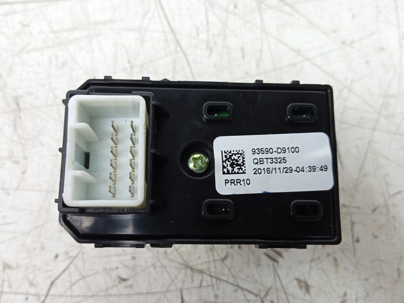 Recambio de mando elevalunas trasero izquierdo para kia sportage iv (ql, qle) 1.6 gdi referencia OEM IAM  93590D9100 