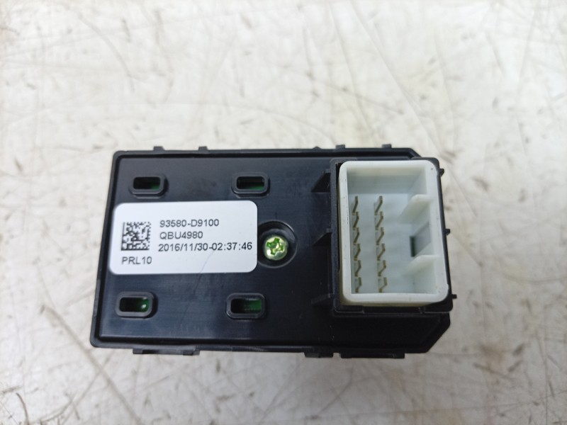 Recambio de mando elevalunas trasero derecho para kia sportage iv (ql, qle) 1.6 gdi referencia OEM IAM  93590D9100 