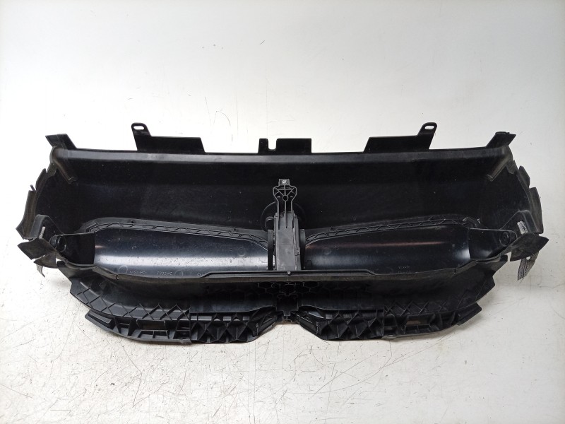 Recambio de molduras delanteras para bmw 2 gran coupe (f44) 218 d referencia OEM IAM  51135A23EB4 