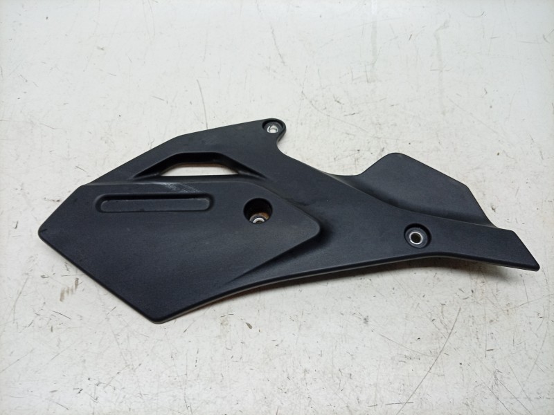 Recambio de moldura para bmw r 1300 gs adventure referencia OEM IAM  5A6A3F1 