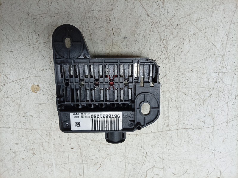 Recambio de caja reles / fusibles para citroën c3 aircross ii (2r_, 2c_) 1.5 bluehdi 110 referencia OEM IAM 98 024 477 80 98 024