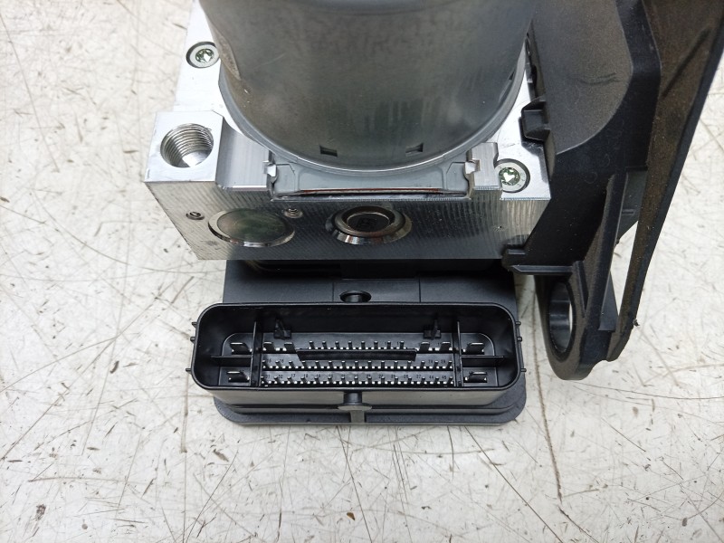 Recambio de abs para volkswagen t-roc (a11, d11) 2.0 tdi referencia OEM IAM  5Q0614517FK 