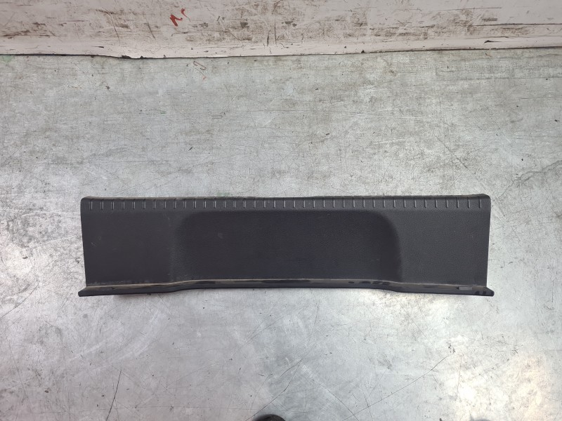 Recambio de moldura para volkswagen passat b8 (3g2, cb2) 2.0 tdi referencia OEM IAM  3G5863459A 
