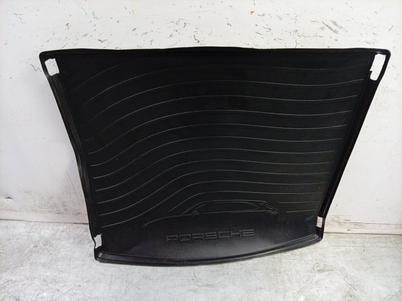 Recambio de alfombra maletero para porsche cayenne (9ya) 3.0 e-hybrid awd (9yaae1) referencia OEM IAM  9Y0044031 