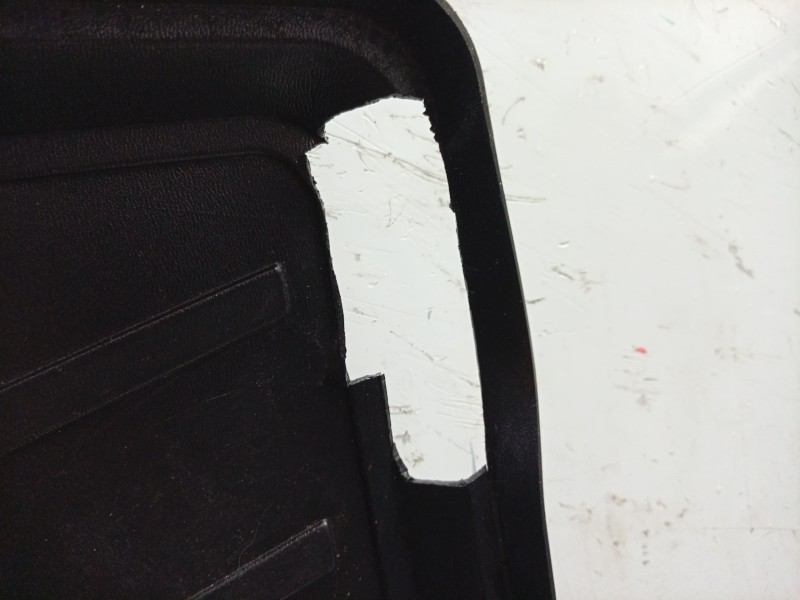 Recambio de alfombra maletero para porsche cayenne (9ya) 3.0 e-hybrid awd (9yaae1) referencia OEM IAM  9Y0044031 