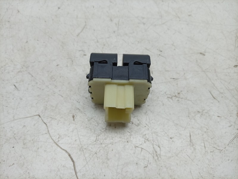 Recambio de mando elevalunas delantero izquierdo para renault captur i (j5_, h5_) 0.9 tce 90 referencia OEM IAM  254118722R EWSR