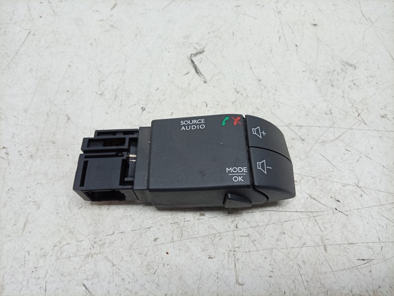 Recambio de mando multifuncion para renault captur i (j5_, h5_) 0.9 tce 90 referencia OEM IAM  255522448R 