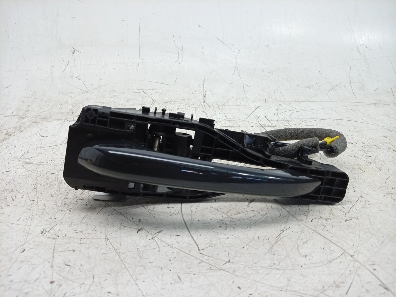 Recambio de maneta exterior delantera izquierda para porsche macan (95b) 3.0 s referencia OEM IAM  95B837205G 
