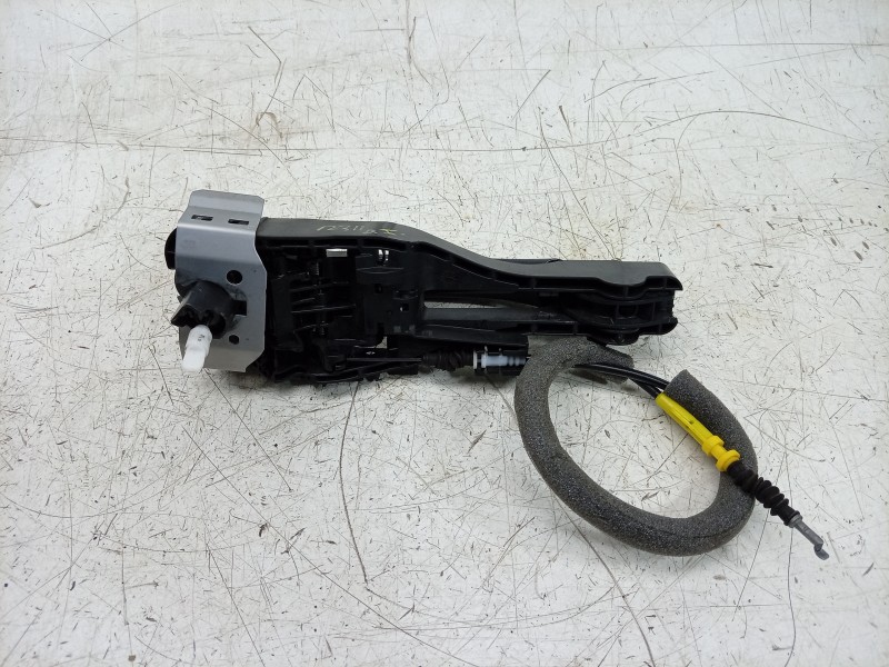 Recambio de maneta exterior delantera izquierda para porsche macan (95b) 3.0 s referencia OEM IAM  95B837205G 