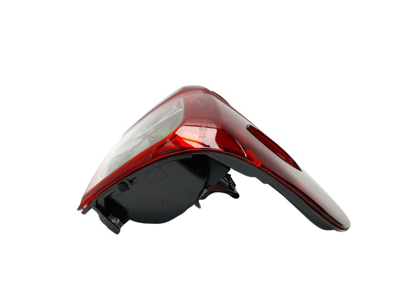 Recambio de piloto trasero derecho para toyota hilux (kun) referencia OEM IAM  815600K270 108909350/16908612/3750532/TY8224053