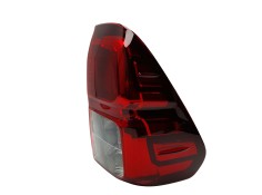 Recambio de piloto trasero derecho para toyota hilux (kun) referencia OEM IAM  815600K270 108909350/16908612/3750532/TY8224053 2