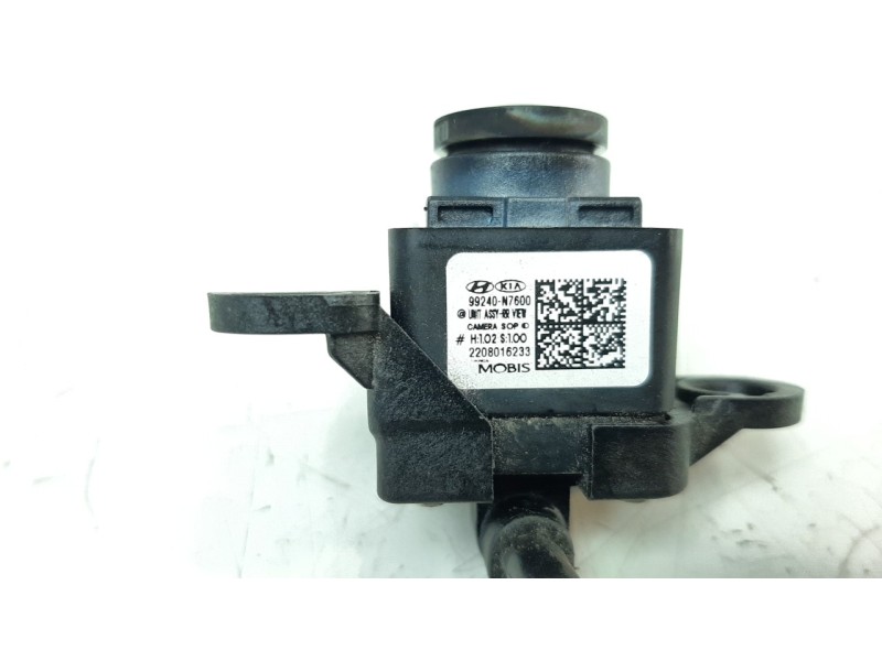 Recambio de camara vision trasera para hyundai tucson (nx) klass 2wd referencia OEM IAM 99240N7600  
