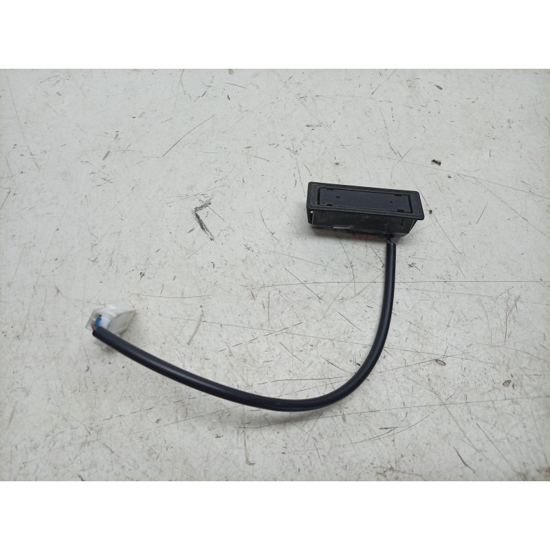 Recambio de maneta exterior maletero / porton para fiat tipo station wagon (356_, 357_) 1.3 d (356wxh1a) referencia OEM IAM  520
