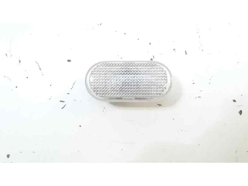 Recambio de piloto lateral derecho para renault kangoo furgón professional referencia OEM IAM 8200257684 103F19990310 