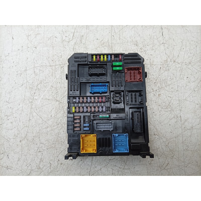 Recambio de caja reles / fusibles para citroën c3 aircross ii (2r_, 2c_) 1.5 bluehdi 110 referencia OEM IAM  9819851280 
