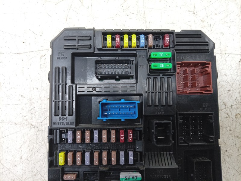 Recambio de caja reles / fusibles para citroën c3 aircross ii (2r_, 2c_) 1.5 bluehdi 110 referencia OEM IAM  9819851280 