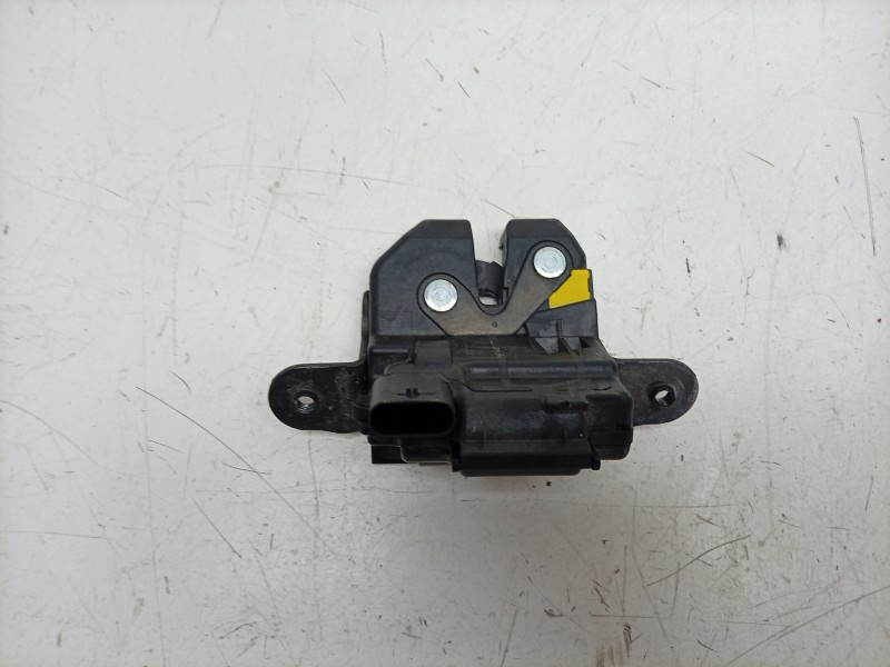 Recambio de cerradura maletero / porton para fiat tipo station wagon (356_, 357_) 1.3 d (356wxh1a) referencia OEM IAM  52096564 
