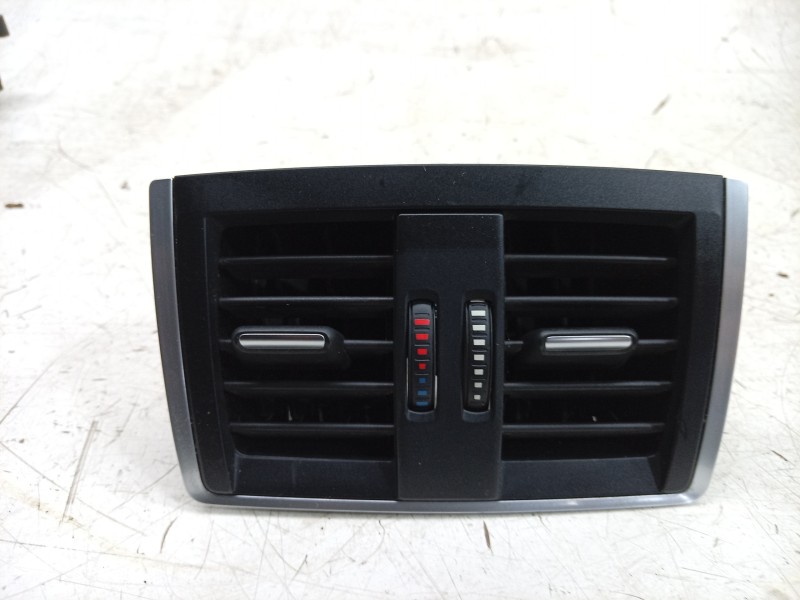 Recambio de aireador central para bmw 4 gran coupe (f36) 420 d referencia OEM IAM  933367502 