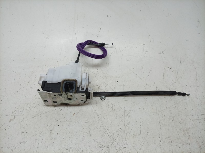 Recambio de cerradura puerta delantera derecha para fiat tipo station wagon (356_, 357_) 1.3 d (356wxh1a) referencia OEM IAM  51