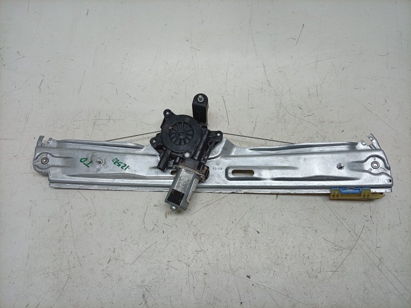 Recambio de elevalunas trasero derecho para fiat tipo station wagon (356_, 357_) 1.3 d (356wxh1a) referencia OEM IAM  52093914 