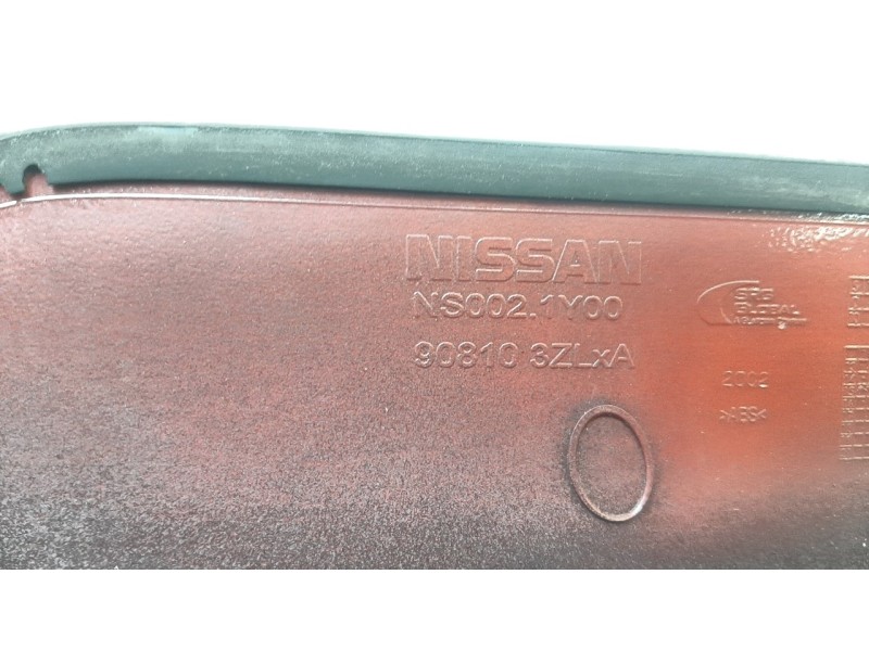 Recambio de molduras traseras para nissan pulsar (c13) acenta referencia OEM IAM 908103ZLXA  