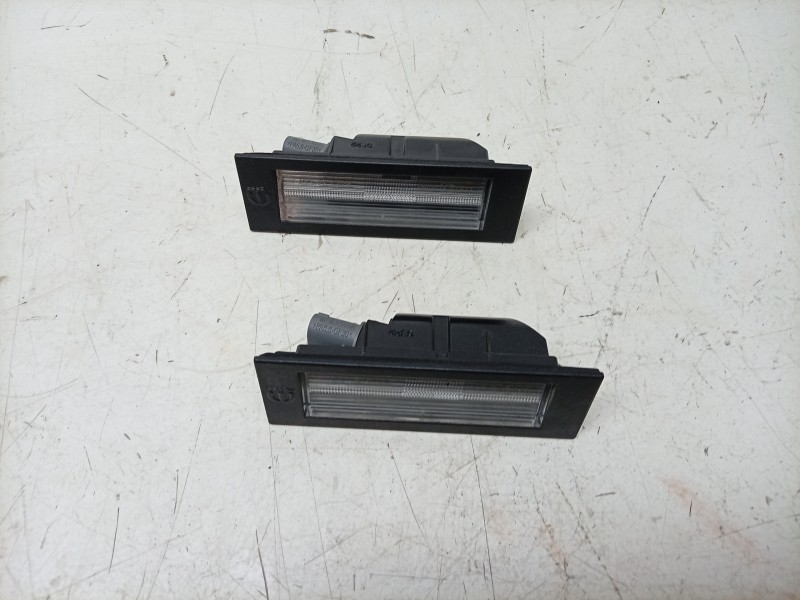 Recambio de piloto matricula para fiat tipo station wagon (356_, 357_) 1.3 d (356wxh1a) referencia OEM IAM  51953208 