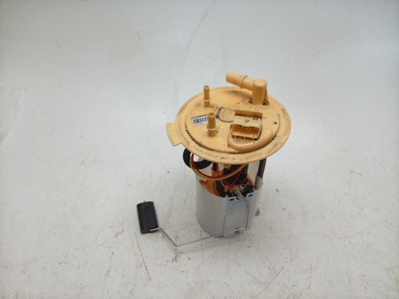 Recambio de bomba combustible para fiat tipo station wagon (356_, 357_) 1.3 d (356wxh1a) referencia OEM IAM  52128214 