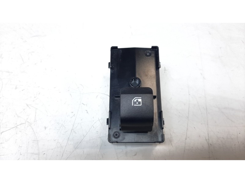 Recambio de mando elevalunas delantero derecho para hyundai tucson (nx) klass 2wd referencia OEM IAM 93581N70504X  