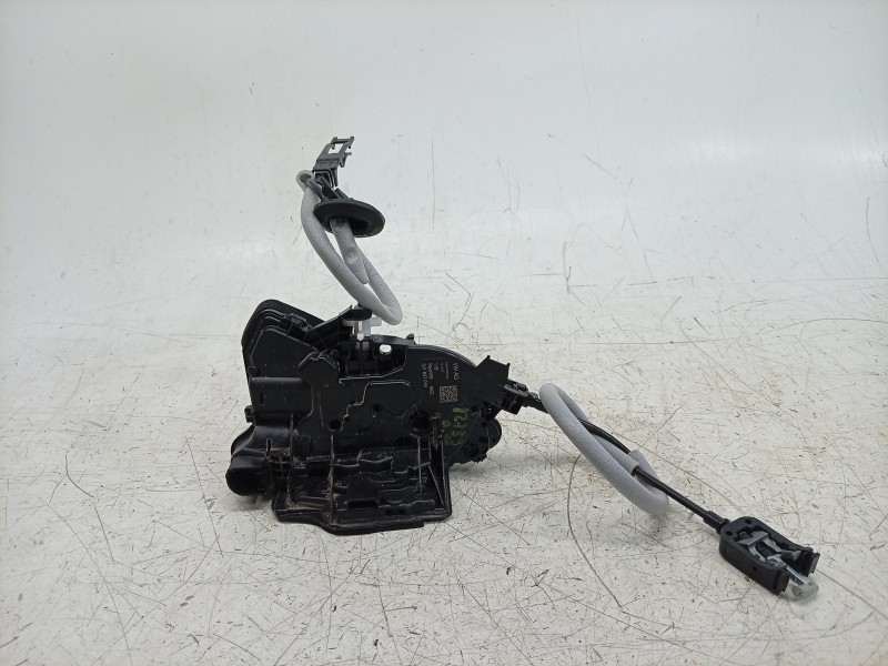 Recambio de cerradura puerta delantera derecha para volkswagen t-roc (a11, d11) 1.0 tsi referencia OEM IAM  3J1837016 