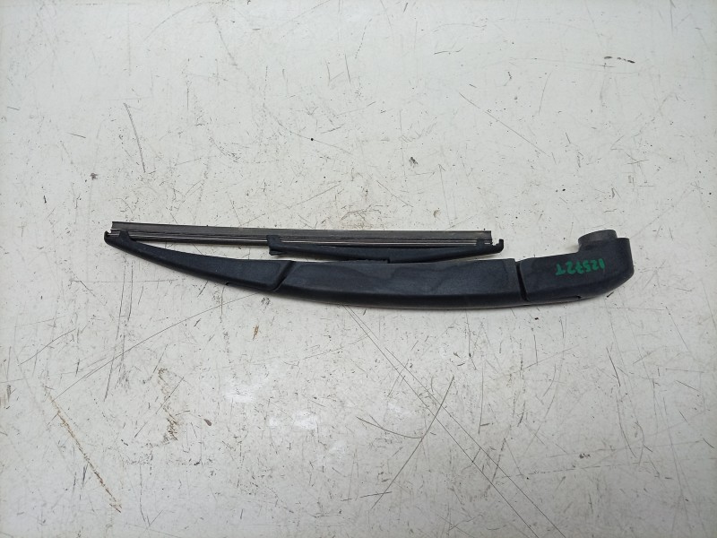 Recambio de brazo limpia trasero para fiat tipo station wagon (356_, 357_) 1.3 d (356wxh1a) referencia OEM IAM  52015974 