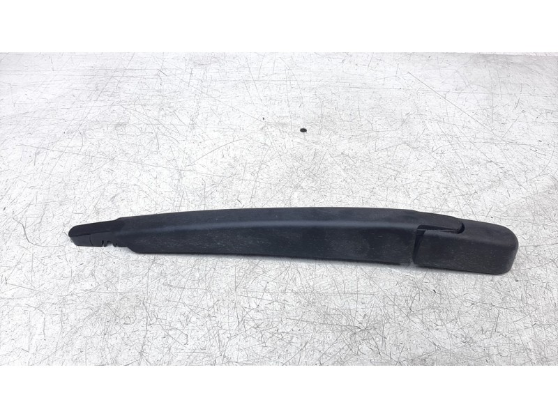 Recambio de brazo limpia trasero para nissan pulsar (c13) acenta referencia OEM IAM 80019327  