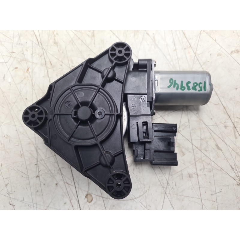 Recambio de motor elevalunas delantero derecho para bmw x1 (u11) xdrive 20 d mild-hybrid referencia OEM IAM  67625A75081 