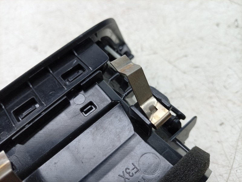 Recambio de aireador derecho para bmw 4 gran coupe (f36) 420 d referencia OEM IAM  921855015 