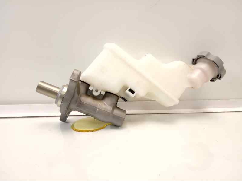 Recambio de bomba freno para kia rio (yb) 1.2 cat referencia OEM IAM 585101W200  