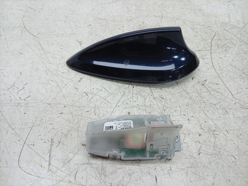 Recambio de antena para bmw 4 gran coupe (f36) 420 d referencia OEM IAM  935008702 