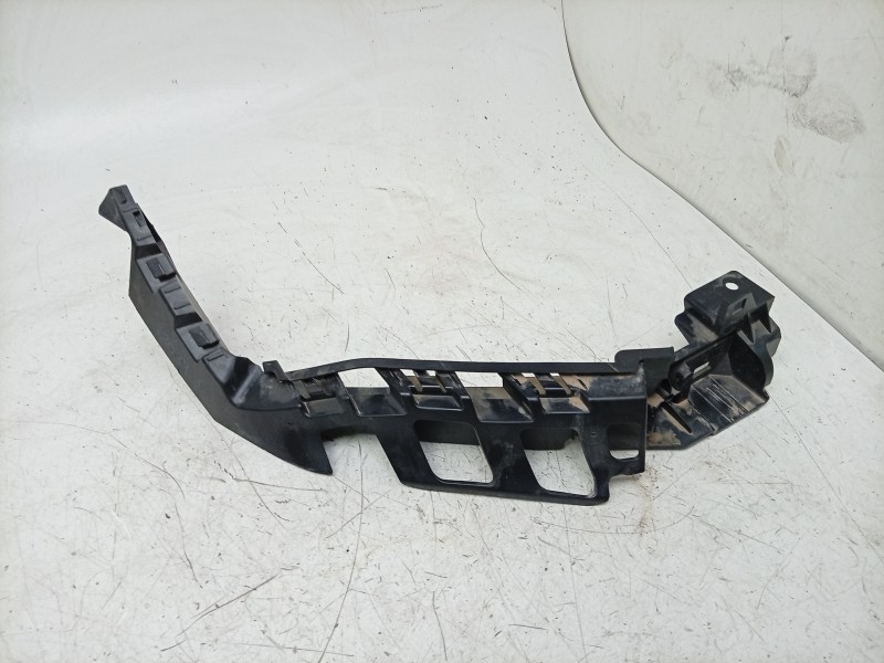 Recambio de soporte faro derecho para seat ateca (khp) style xm referencia OEM IAM  575807890A 