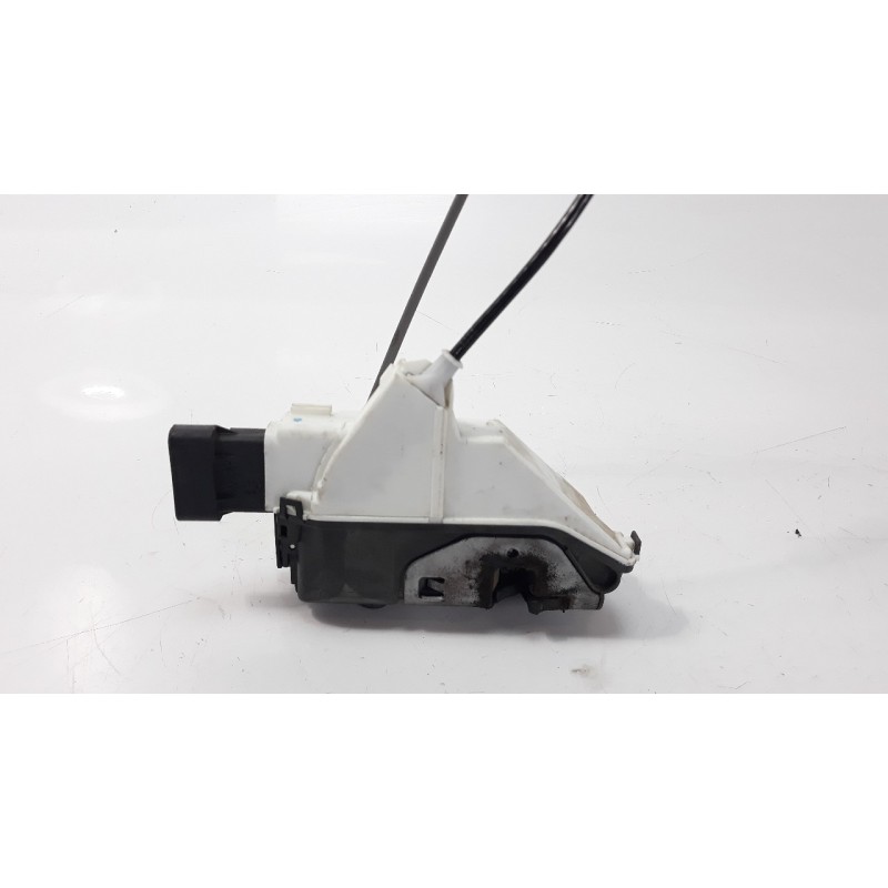 Recambio de cerradura puerta delantera derecha para citroen c4 cactus 1.6 blue-hdi fap referencia OEM IAM 9819038480  