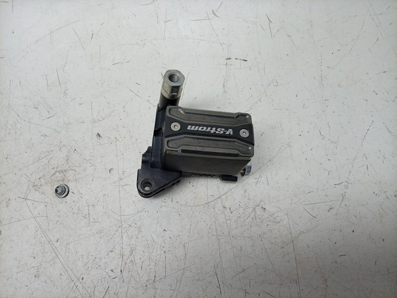 Recambio de bomba freno delantera para suzuki v-strom 650 referencia OEM IAM  5960010G50000 