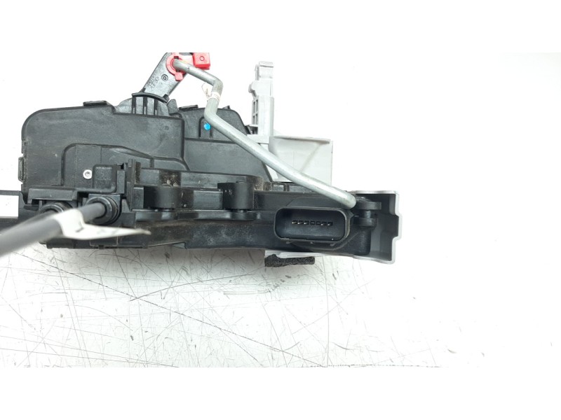 Recambio de cerradura puerta delantera derecha para hyundai kona referencia OEM IAM 81320J9010  