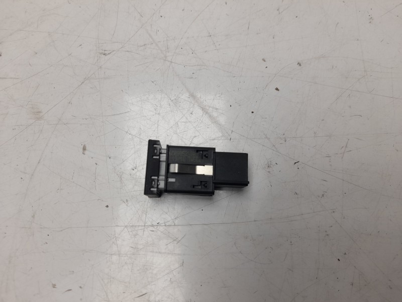 Recambio de interruptor para volkswagen polo (6c1) advance bluemotion referencia OEM IAM 6C0905218A  
