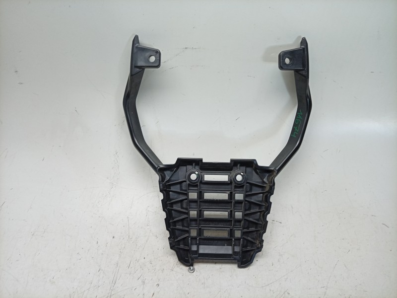 Recambio de portaequipajes para suzuki v-strom 650 referencia OEM IAM  4631131J20000 