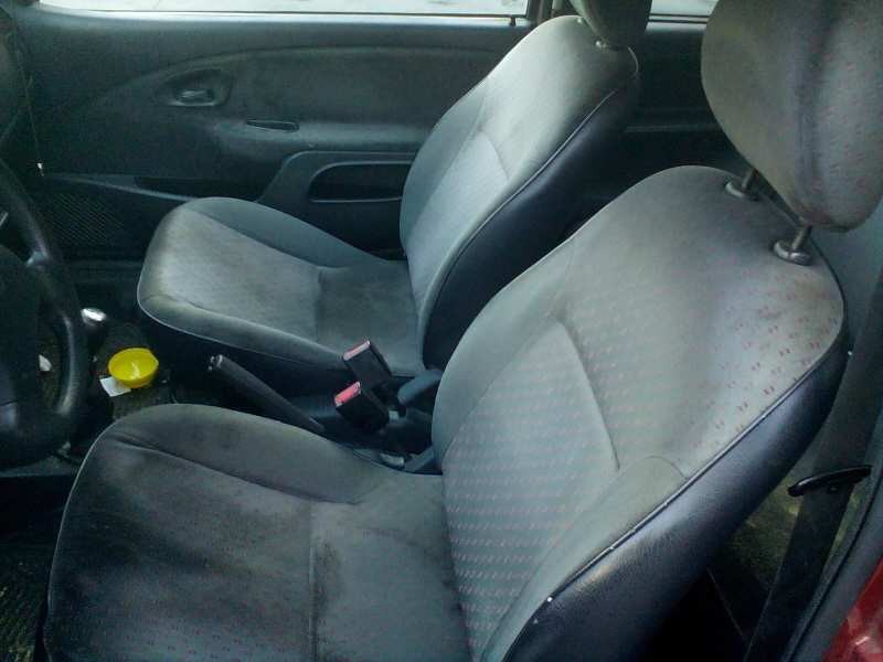 citroen saxo del año 2000