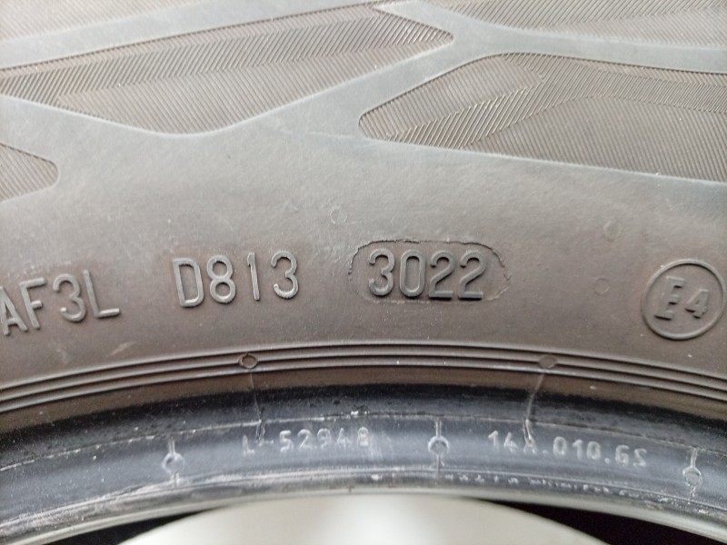 Recambio de neumatico para volkswagen tiguan (ad1, ax1) 1.5 tsi referencia OEM IAM  2355518 