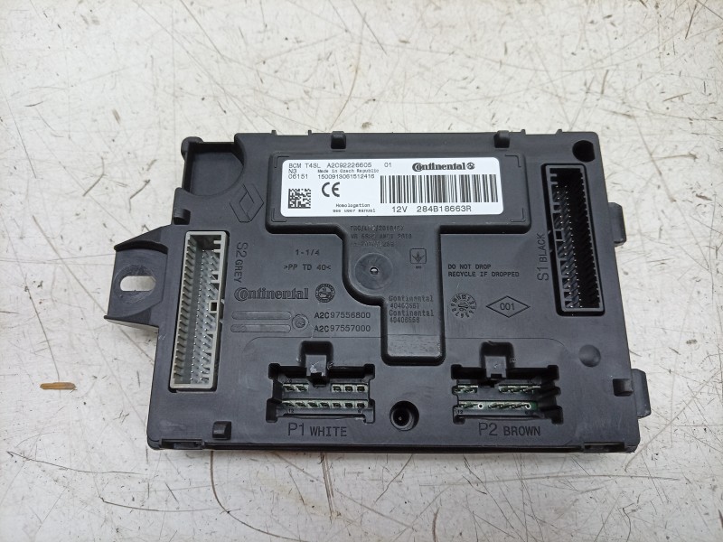 Recambio de caja reles / fusibles para renault clio iv (bh_) 0.9 tce 90 referencia OEM IAM A2C92226605 284B18663R 