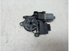 MOTOR ELEVALUNAS TRASERO DERECHO 5Q0959408D 0130822694