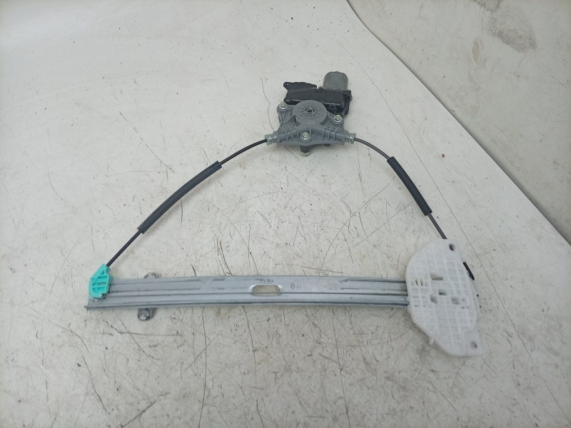 Recambio de elevalunas delantero izquierdo para kia stonic (yb) 1.0 t-gdi eco-dynamics+ referencia OEM IAM  82401H8110 SEF210087