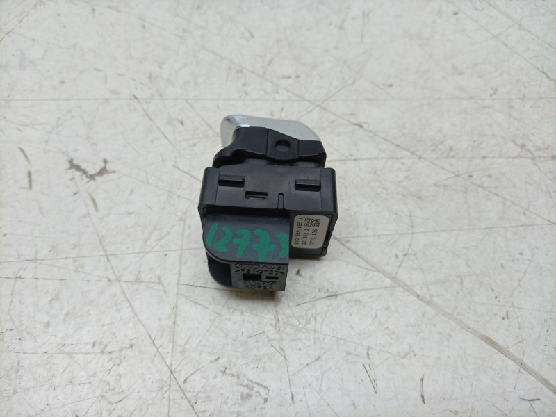Recambio de mando elevalunas trasero izquierdo para hyundai i20 iii (bc3, bi3) 1.0 t-gdi referencia OEM IAM  4H0959855A 