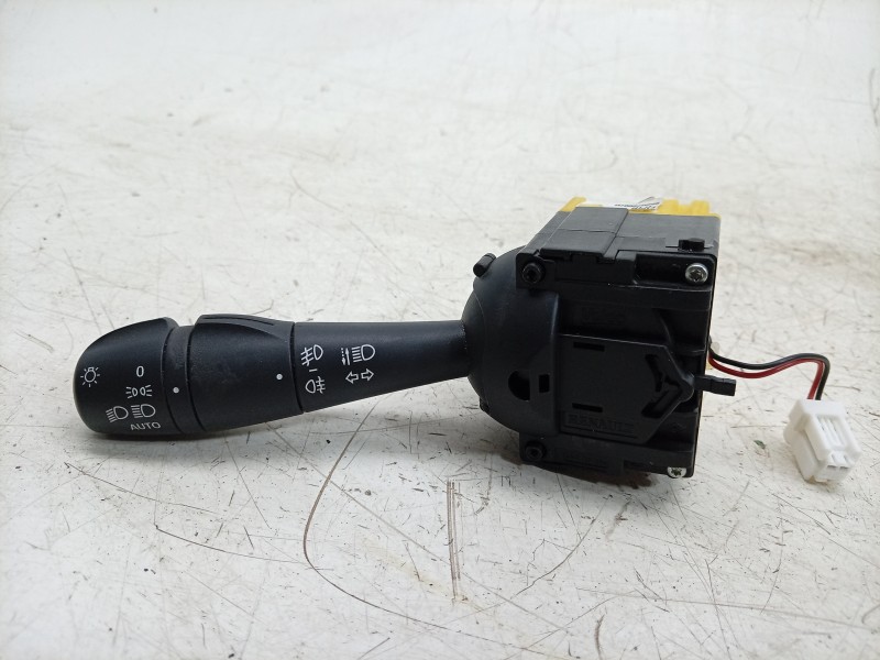 Recambio de mando intermitentes para renault clio iv (bh_) 0.9 tce 90 referencia OEM IAM  255675887R 