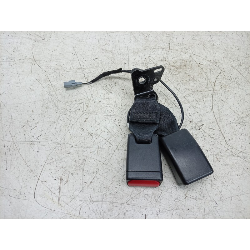 Recambio de enganche cinturon trasero izquierdo para renault clio iv (bh_) 0.9 tce 90 referencia OEM IAM  878176563R 