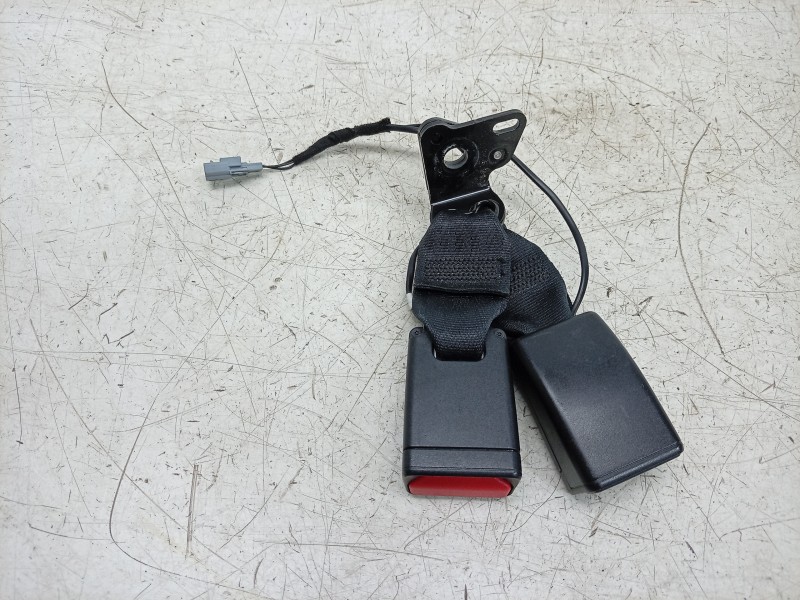 Recambio de enganche cinturon trasero izquierdo para renault clio iv (bh_) 0.9 tce 90 referencia OEM IAM  878176563R 